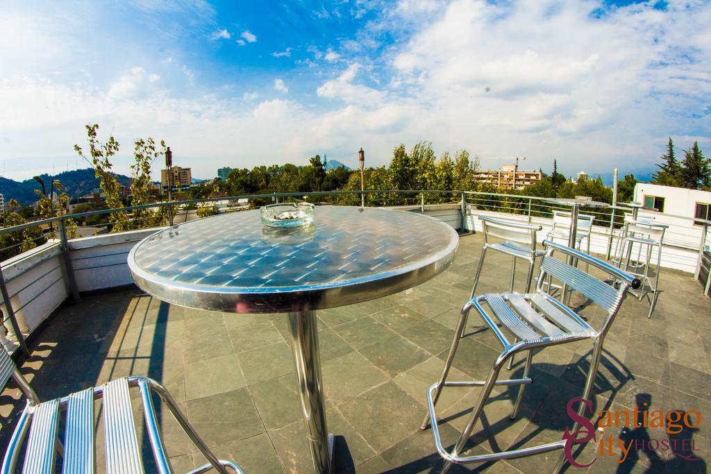 Santiago City Hostel ภายนอก รูปภาพ