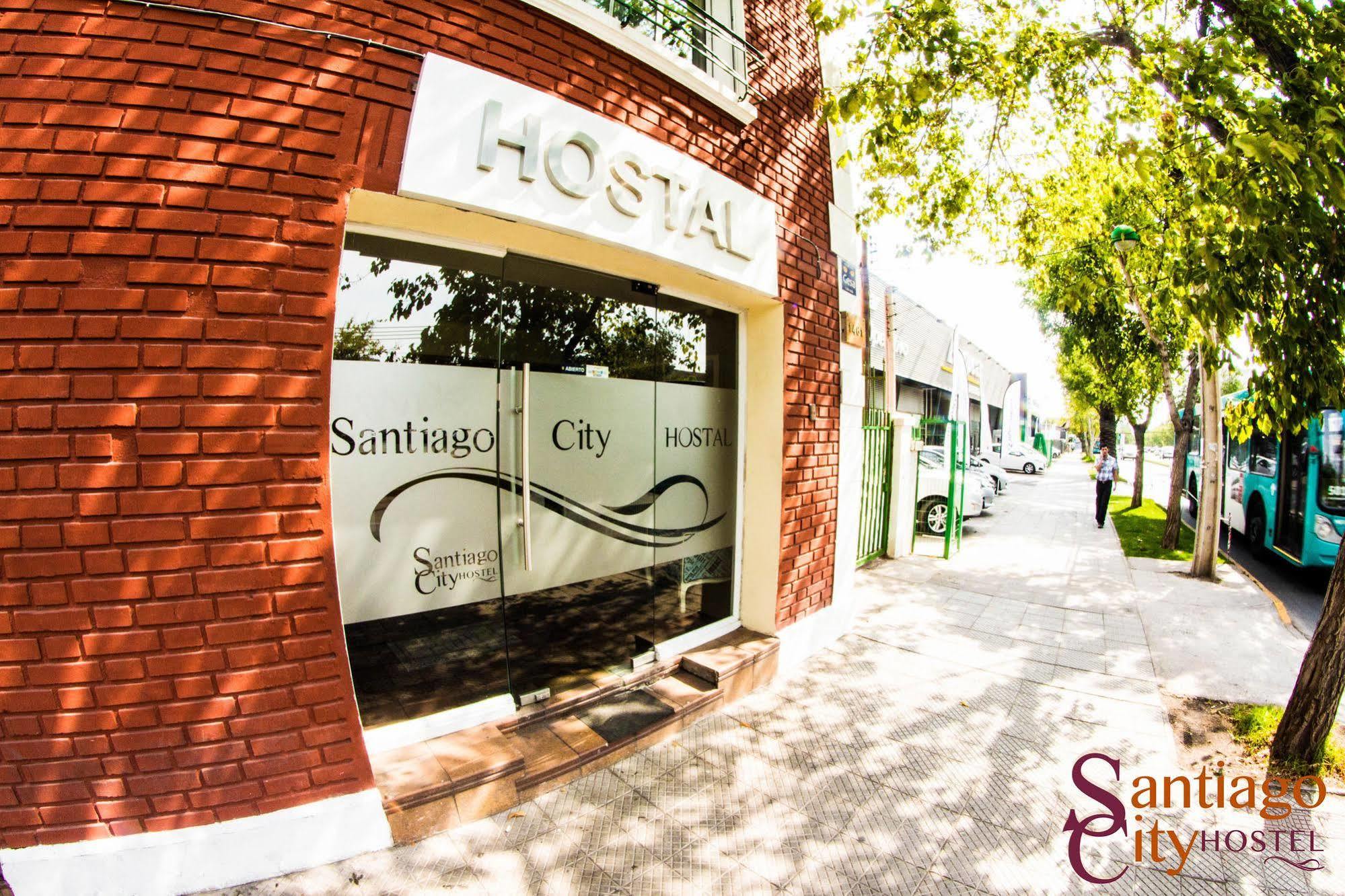 Santiago City Hostel ภายนอก รูปภาพ