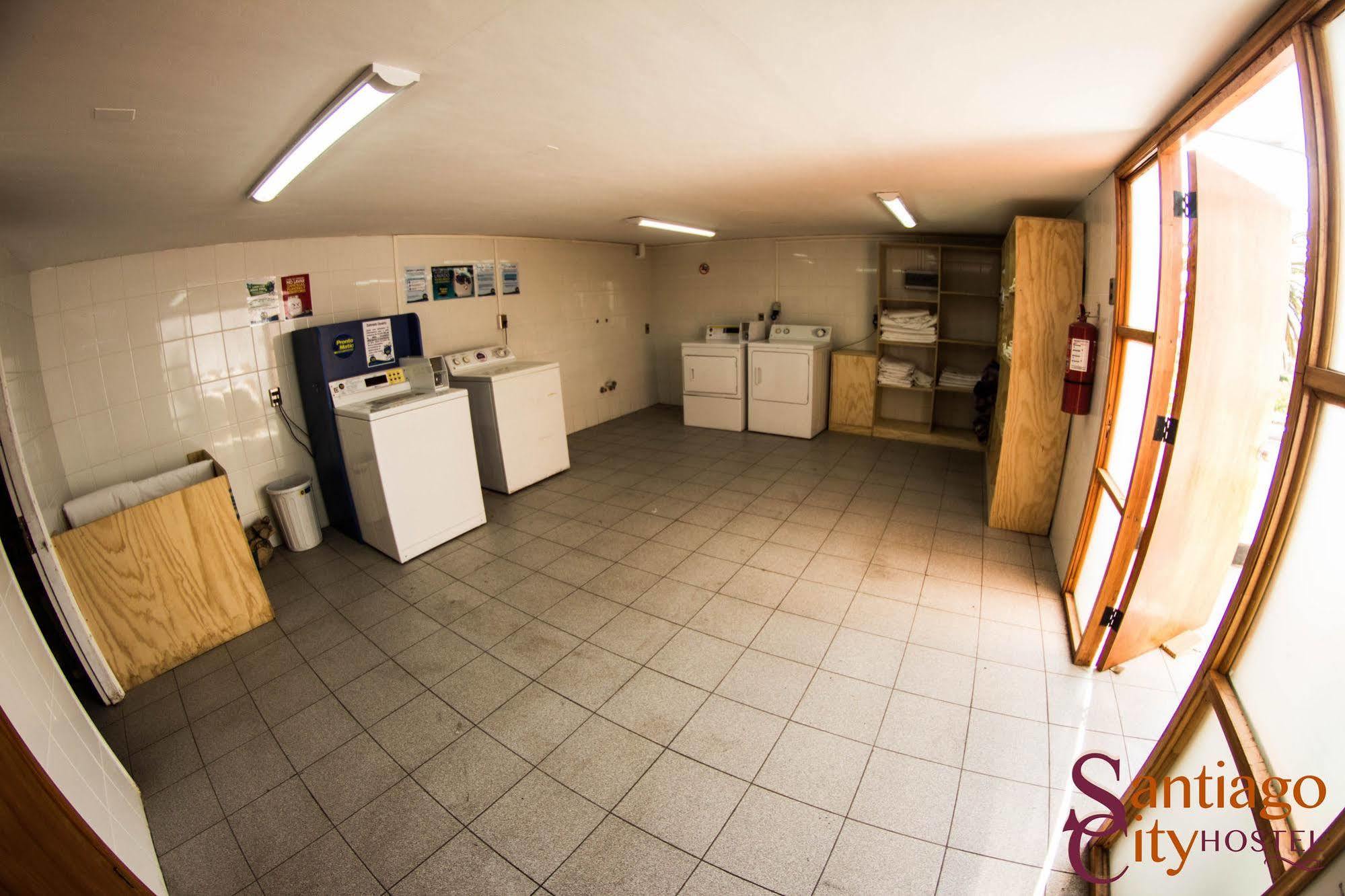 Santiago City Hostel ภายนอก รูปภาพ